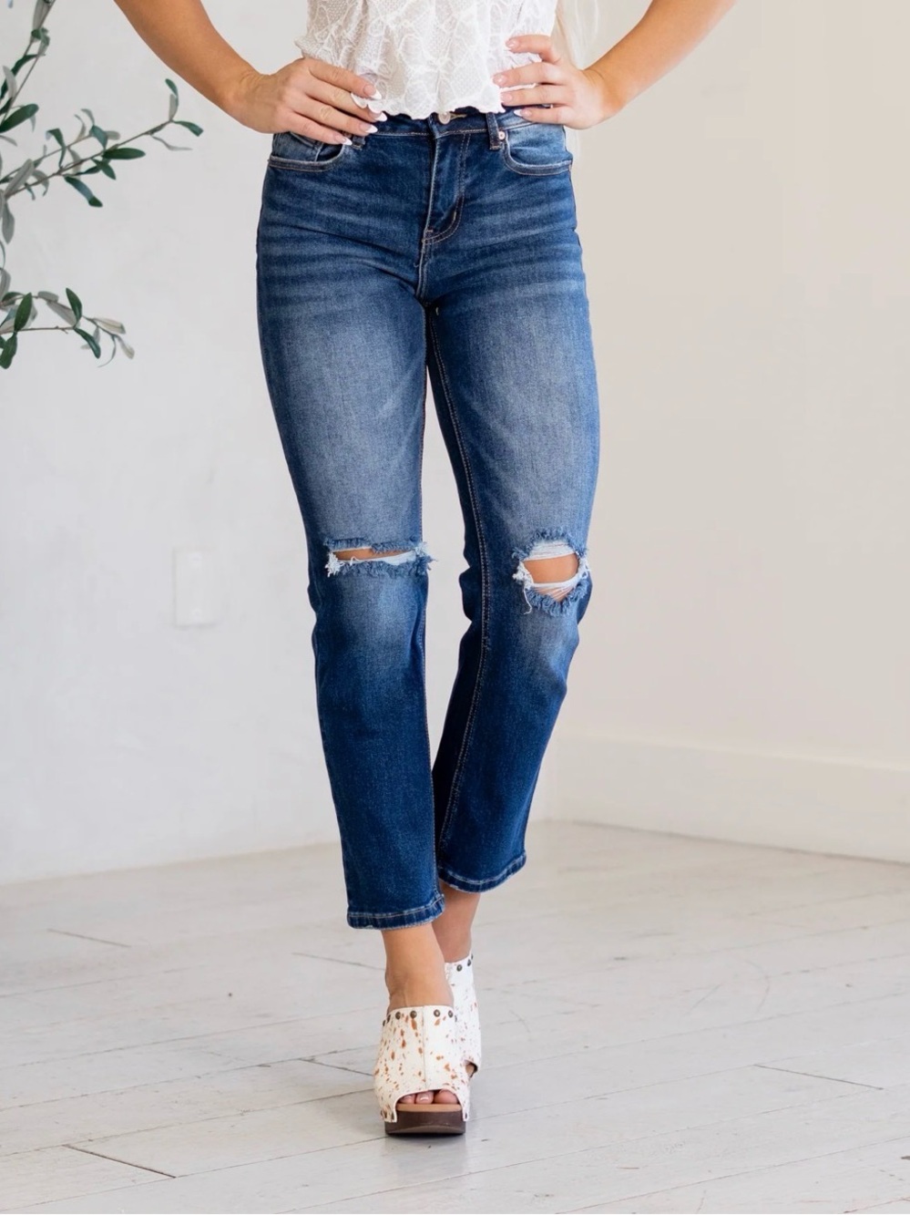 SAVANNAH DISTRESSED CROPPED FIT